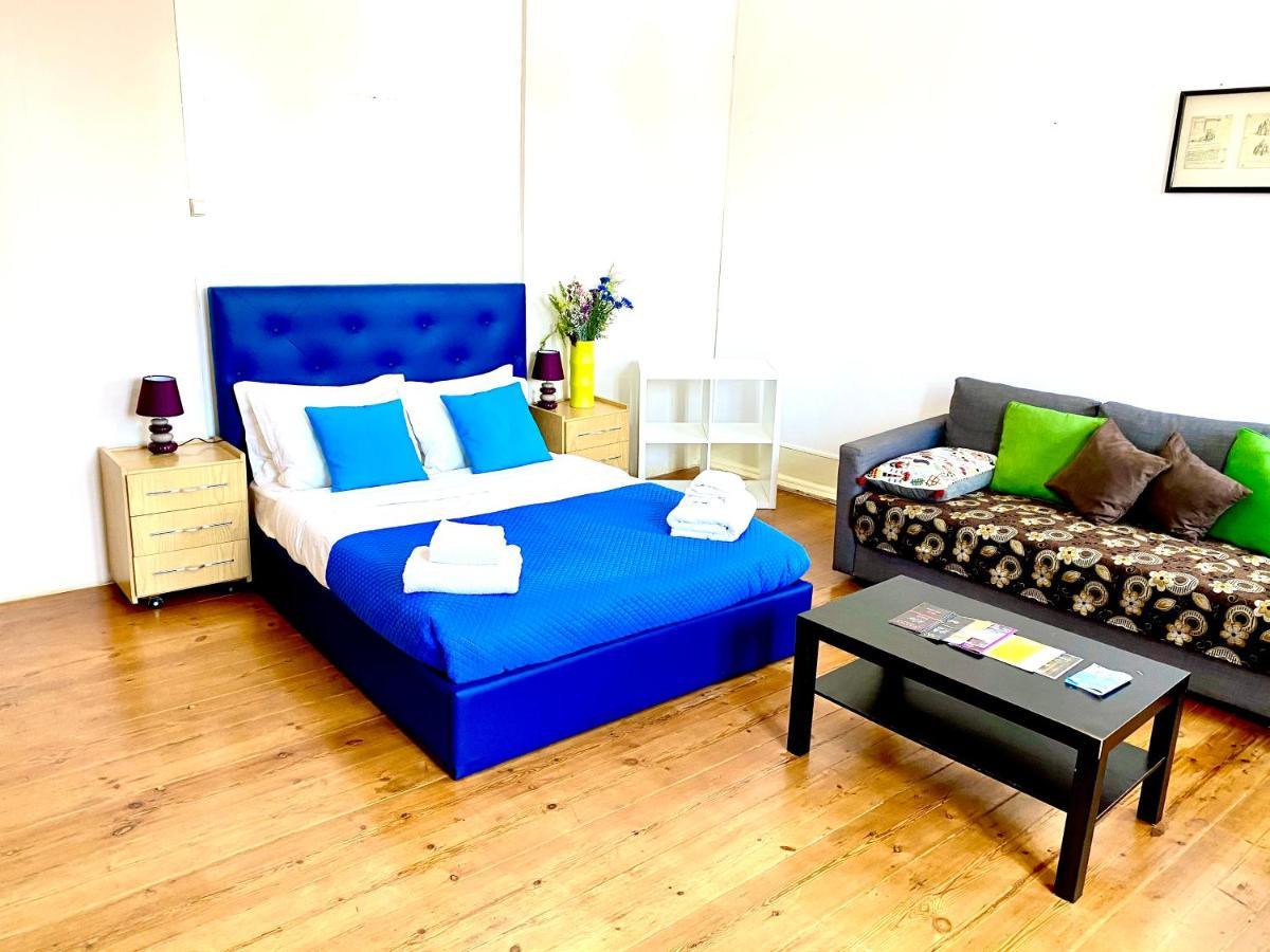 Gasthuis Classic Chiado 1 - With Shared Bathroom