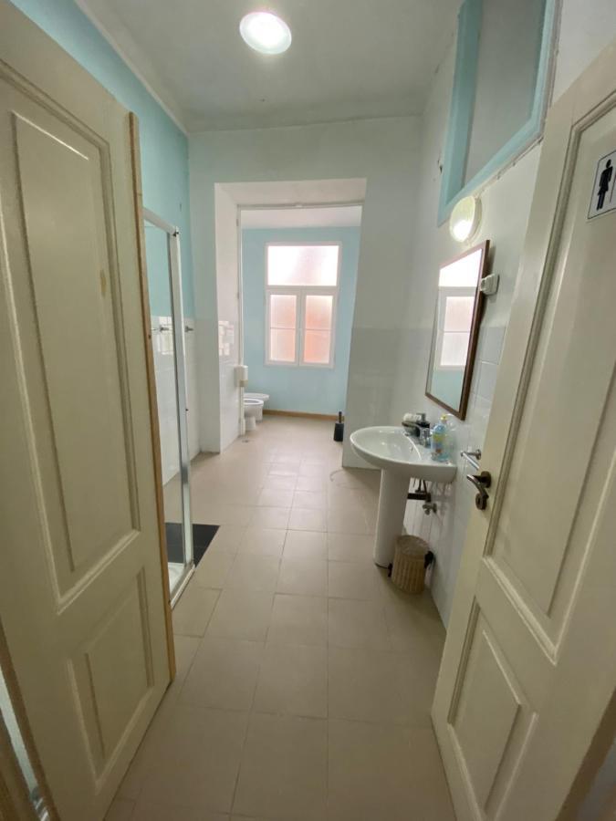 Classic Chiado 1 - With Shared Bathroom Lissabon