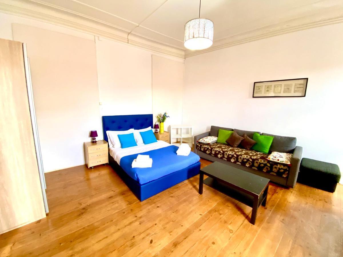 Classic Chiado 1 - With Shared Bathroom Gasthuis *